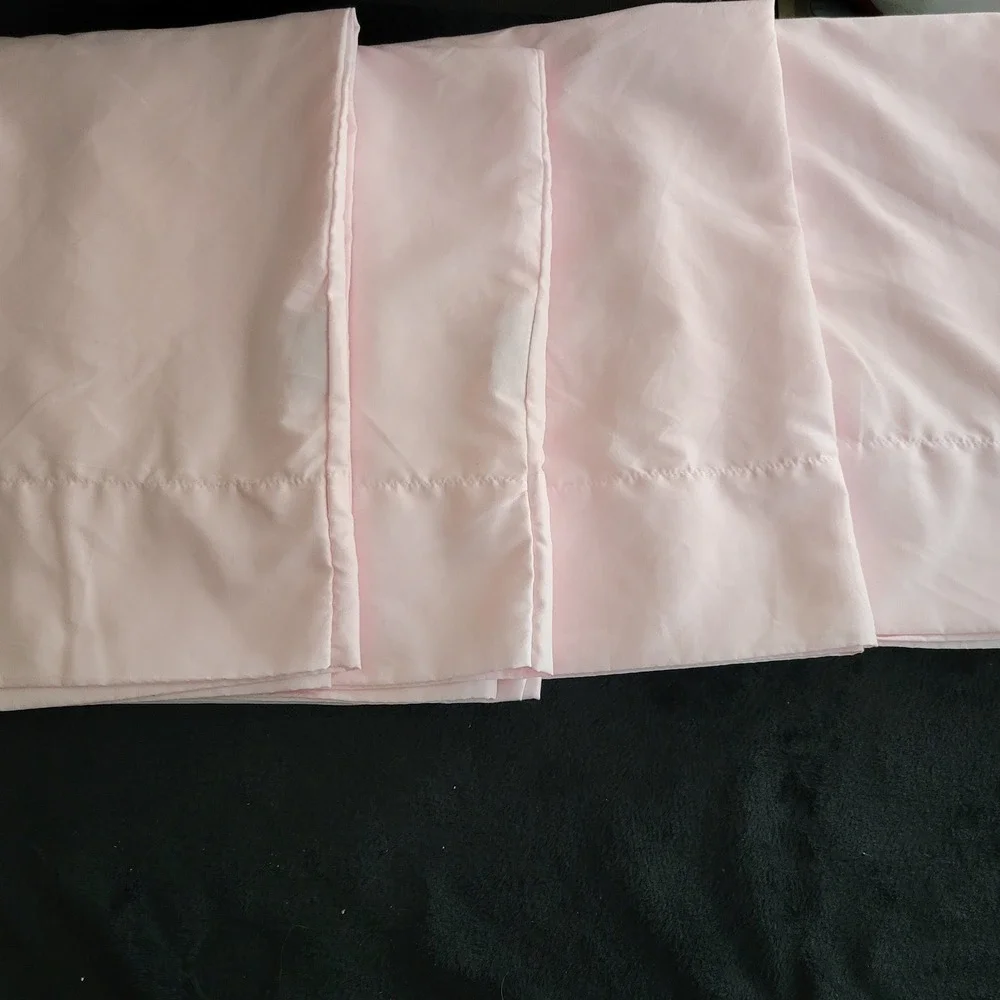 Juicy Couture Home Pretty Pastel Pink Polyester Standard Pillowcases‎ Set of 4